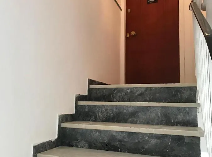 Anatoli House